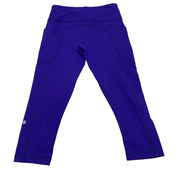 Lululemon deep rich purple Capri leggings Sz 4 - Picture 1 of 10